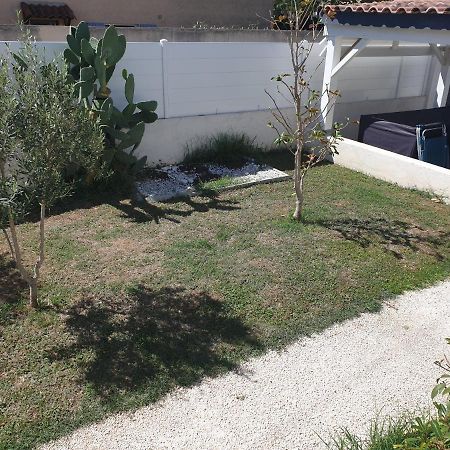 Adorable Romantique Maison D'Hote, Piscine, Wifi 4G, Proche Beziers Cers エクステリア 写真