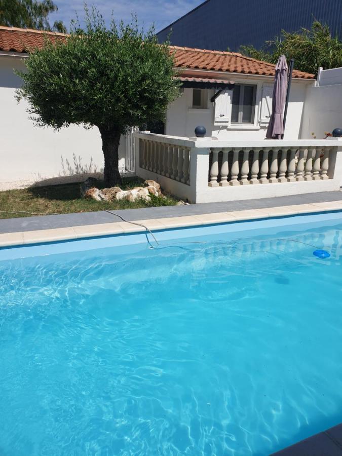 Adorable Romantique Maison D'Hote, Piscine, Wifi 4G, Proche Beziers Cers エクステリア 写真